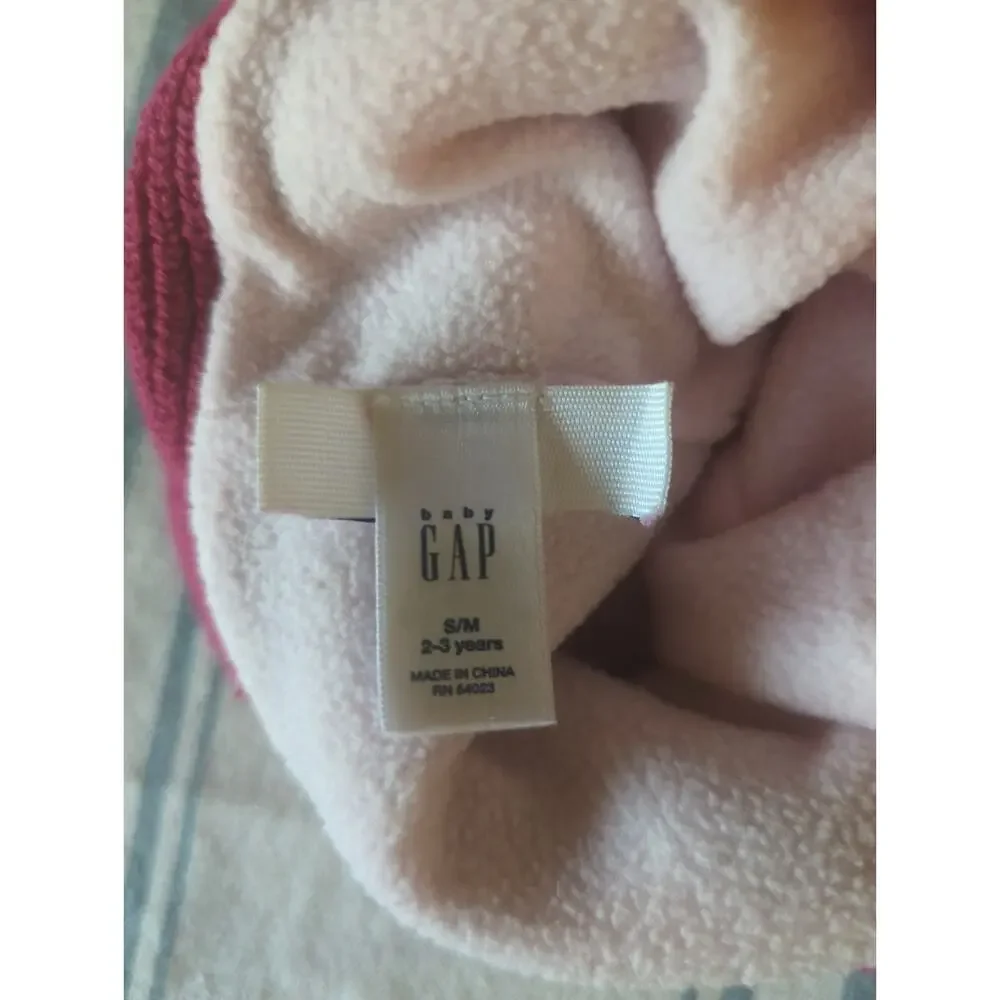 GAP toddlers beanie